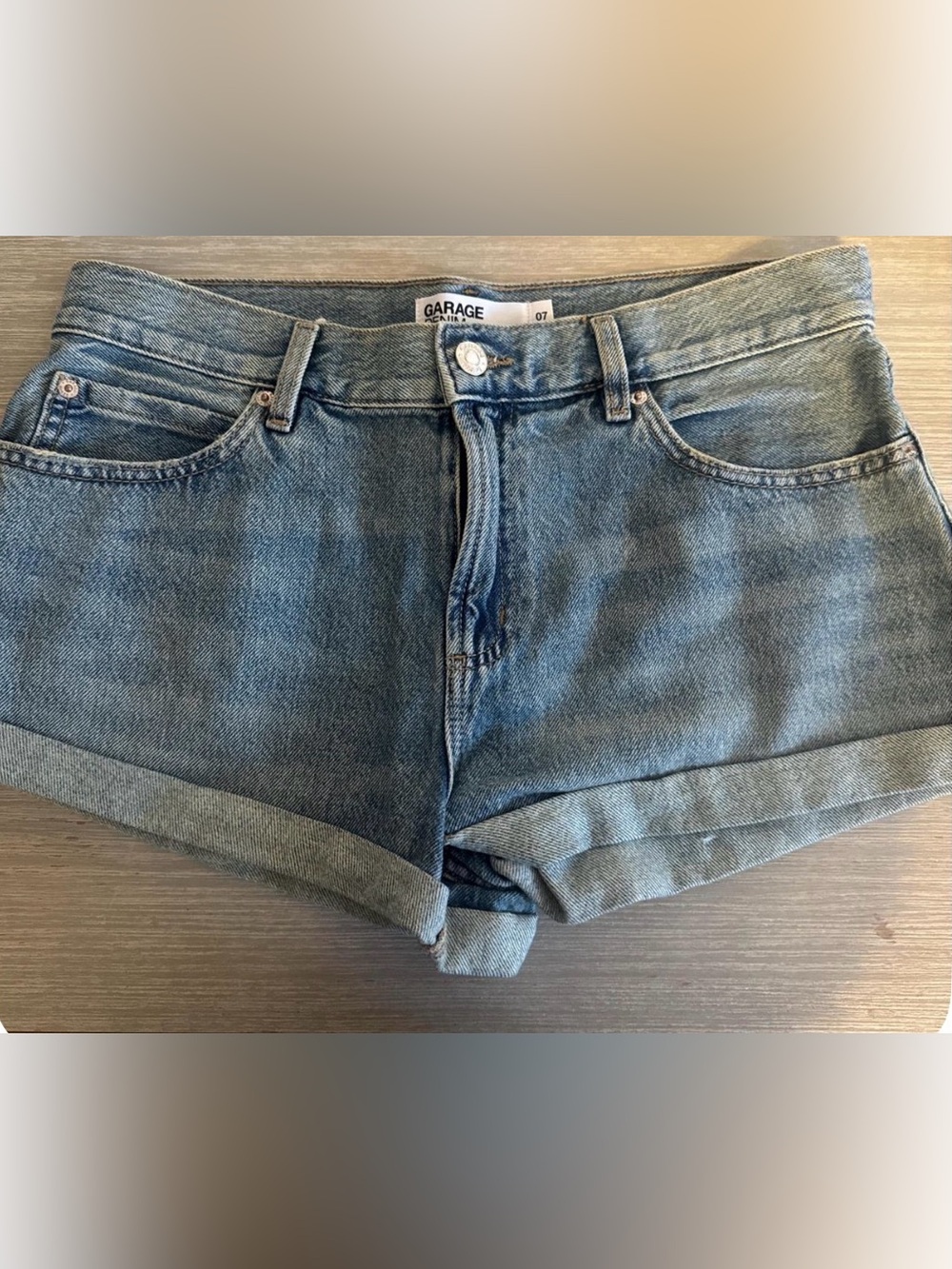 Garage Light Blue Rolled Cuff Denim Shorts size 28